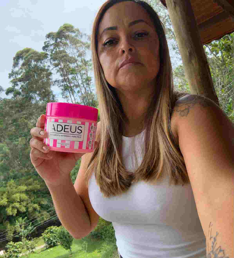 Xiomara T